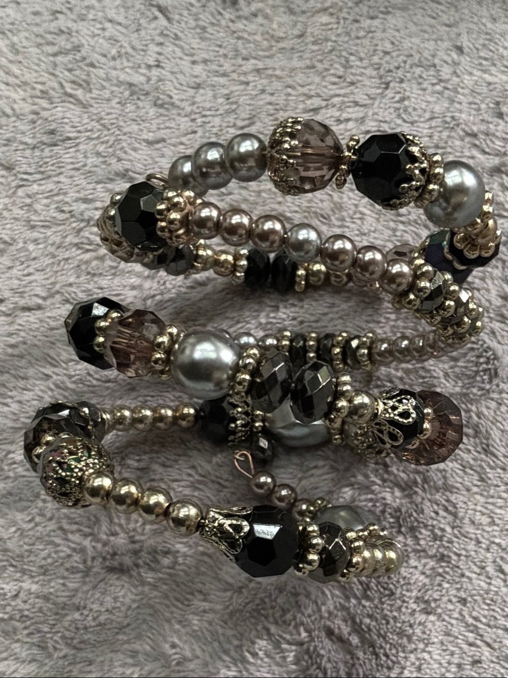 Black and Silver Coil Beaded Bracelet Set